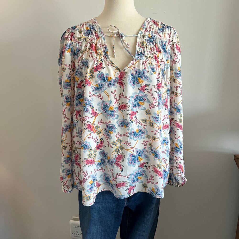 Old Navy Floral Long Sleeve Top Size XL